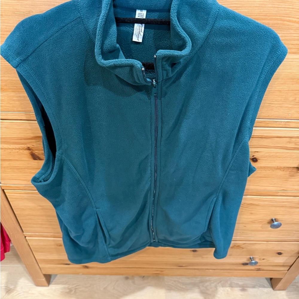 Teal Sleeveless Fleece Vest
